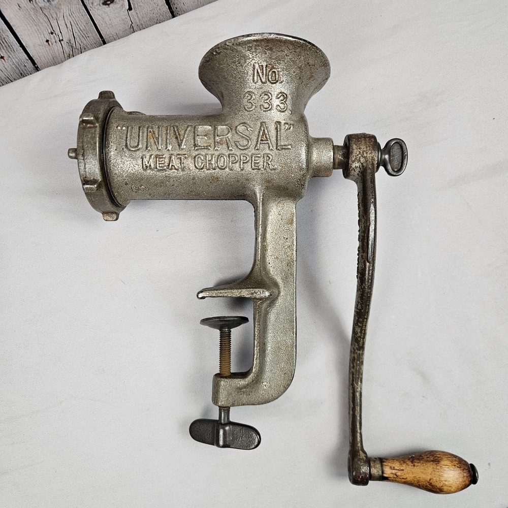 Vintage Universal Meat Chopper No 333 Landers Frary Clark Cast Iron Grinder USA